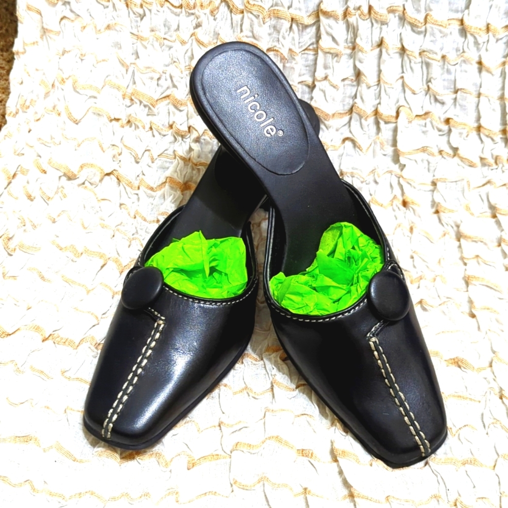 Nicole black leather 1" heeled mules size 6